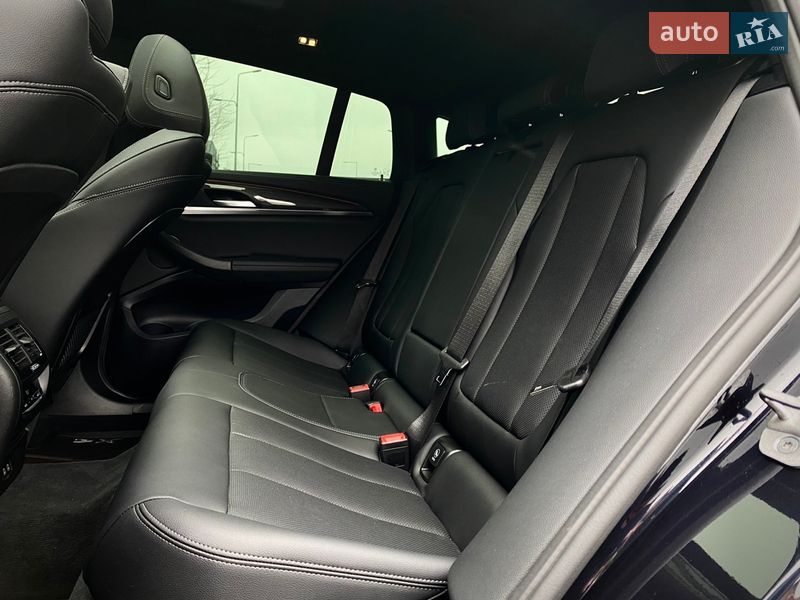 Внедорожник / Кроссовер BMW X4 2024 в Киеве