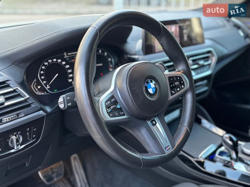 Внедорожник / Кроссовер BMW X4 2022 в Черкассах