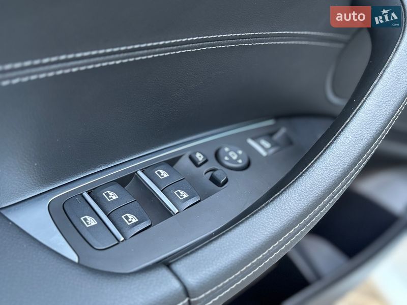 Внедорожник / Кроссовер BMW X4 2022 в Черкассах