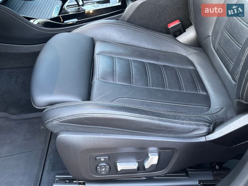 Внедорожник / Кроссовер BMW X4 2022 в Черкассах