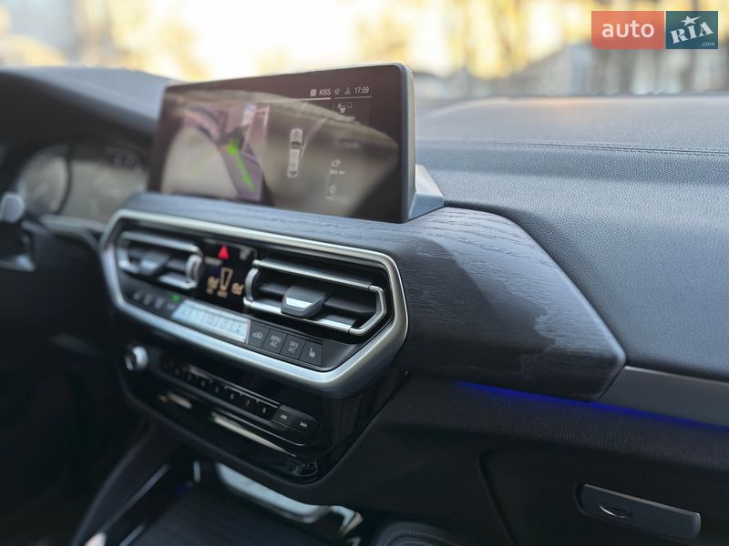 Внедорожник / Кроссовер BMW X4 2022 в Черкассах