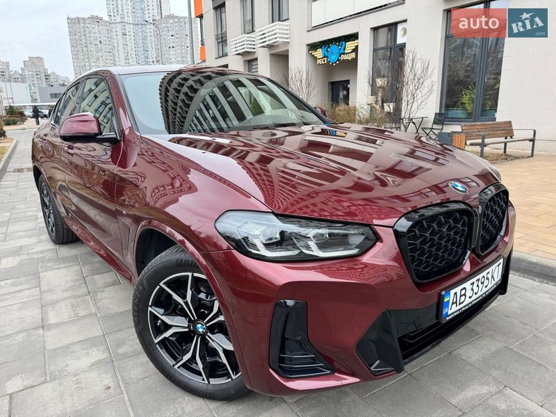 Внедорожник / Кроссовер BMW X4 2022 в Киеве