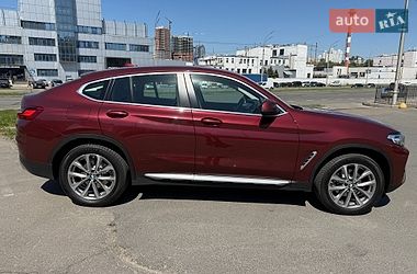 Внедорожник / Кроссовер BMW X4 2022 в Киеве