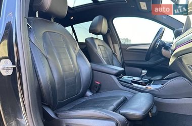Внедорожник / Кроссовер BMW X4 2021 в Киеве