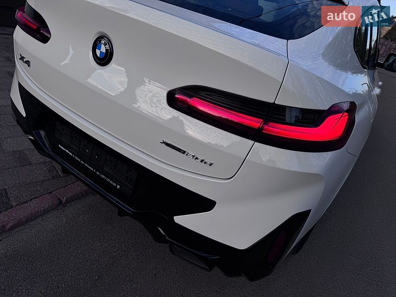 Внедорожник / Кроссовер BMW X4 2022 в Киеве
