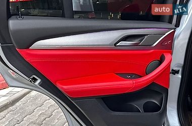 Внедорожник / Кроссовер BMW X4 2019 в Киеве