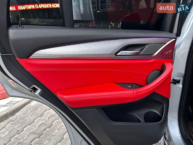 Внедорожник / Кроссовер BMW X4 2019 в Киеве