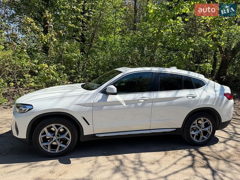 Внедорожник / Кроссовер BMW X4 2024 в Львове