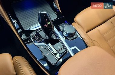 Внедорожник / Кроссовер BMW X4 2021 в Киеве