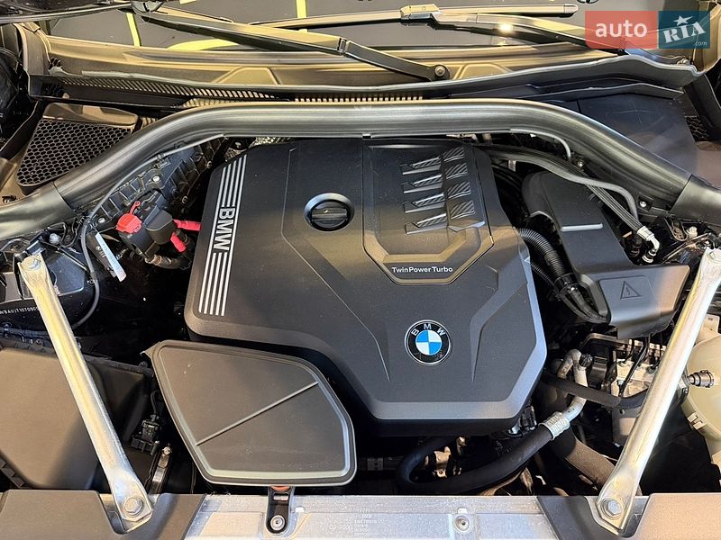Внедорожник / Кроссовер BMW X4 2021 в Киеве