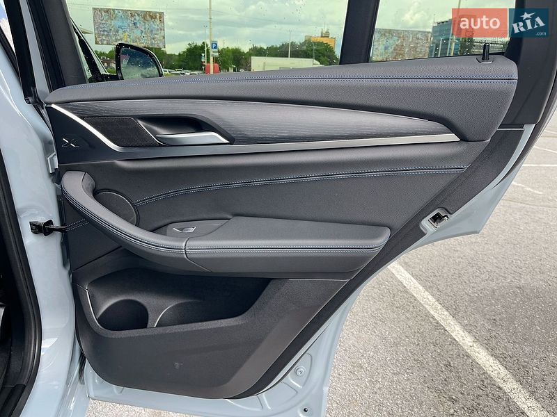 Внедорожник / Кроссовер BMW X4 2022 в Днепре