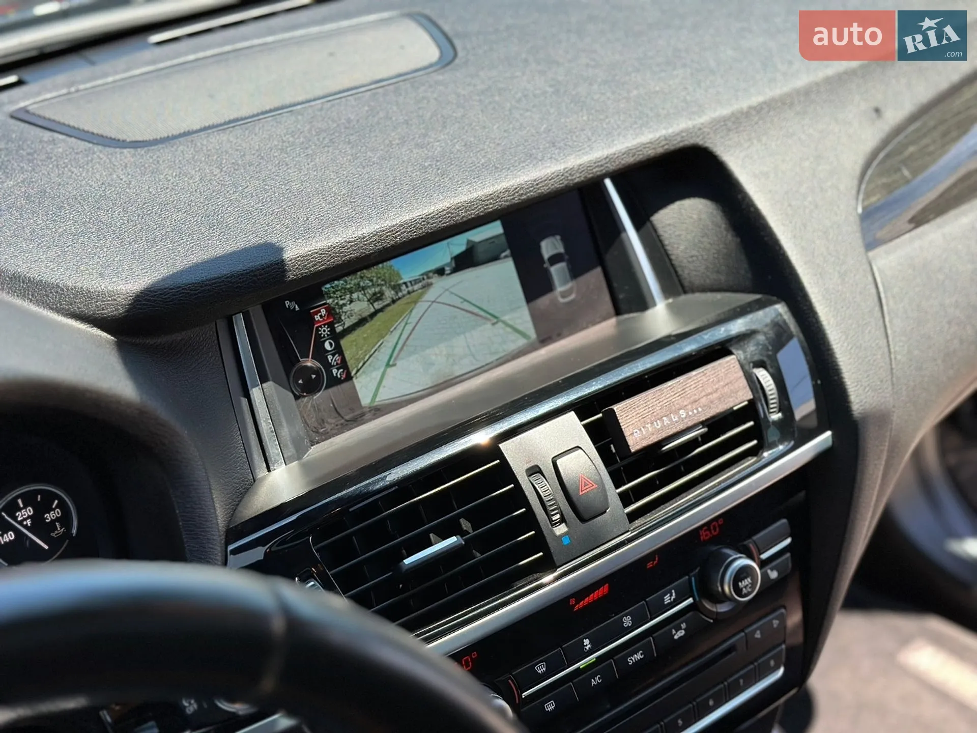2015 BMW X4 - мініатюра 28