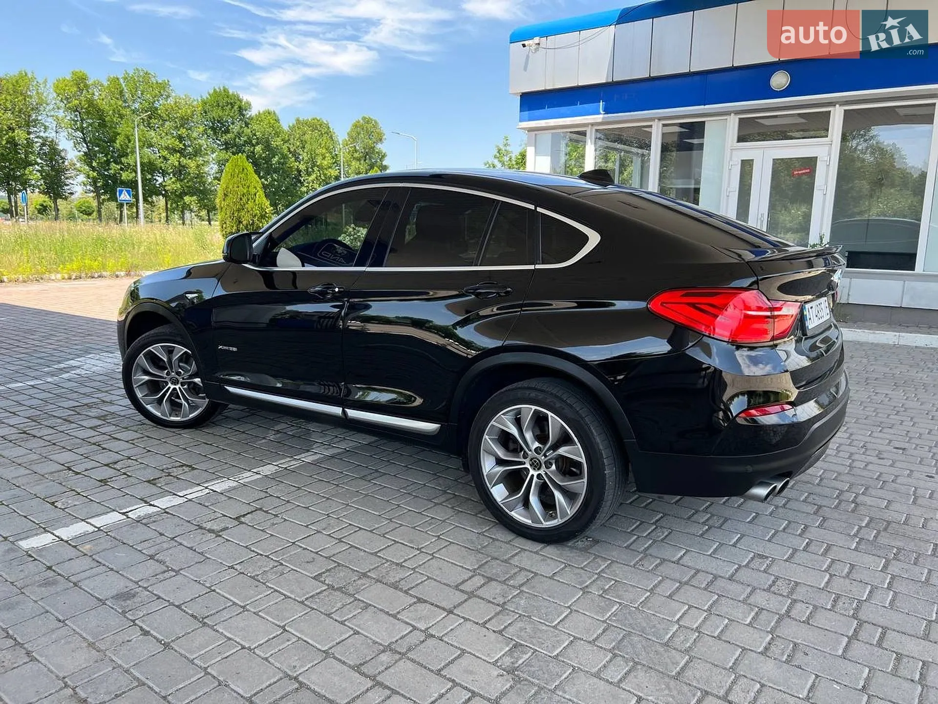 2017 BMW X4 - мініатюра 12