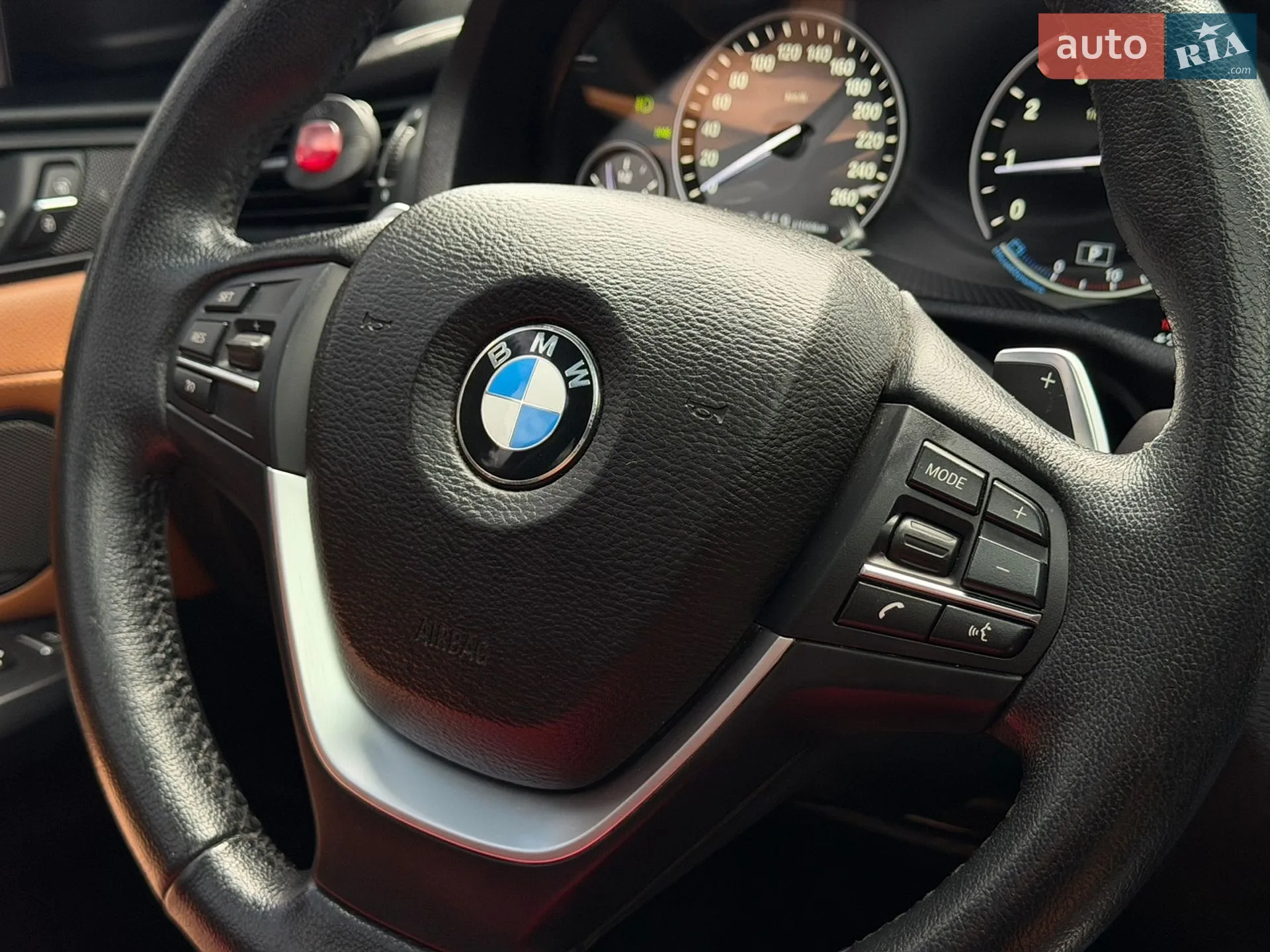 2016 BMW X4 - мініатюра 29