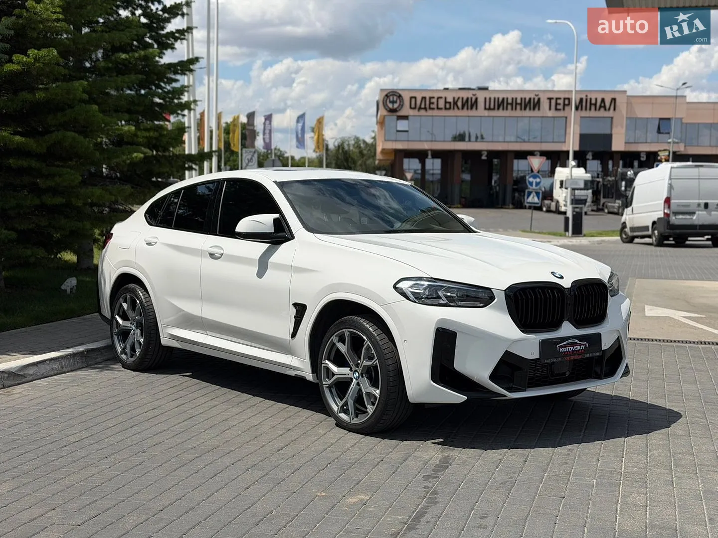 2023 BMW X4 - мініатюра 4