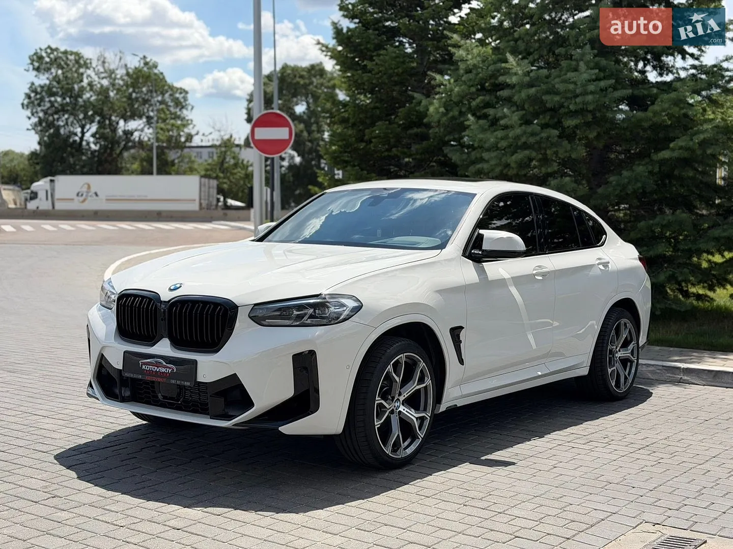 2023 BMW X4 - мініатюра 11