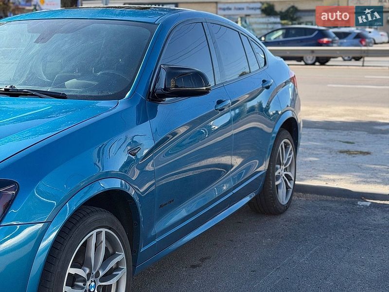 Внедорожник / Кроссовер BMW X4 2017 в Житомире