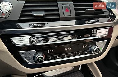 Внедорожник / Кроссовер BMW X4 2020 в Киеве