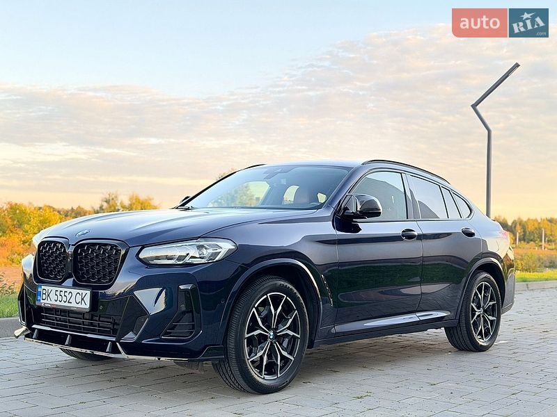 Внедорожник / Кроссовер BMW X4 2022 в Ровно