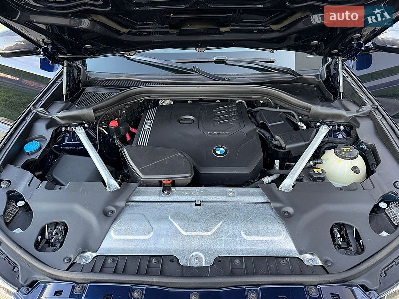 Внедорожник / Кроссовер BMW X4 2022 в Ровно