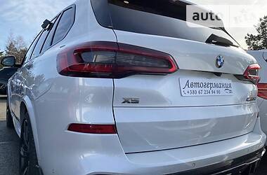 Позашляховик / Кросовер BMW X5 M 2019 в 
