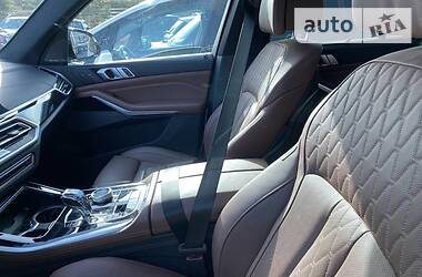 Позашляховик / Кросовер BMW X5 M 2019 в 