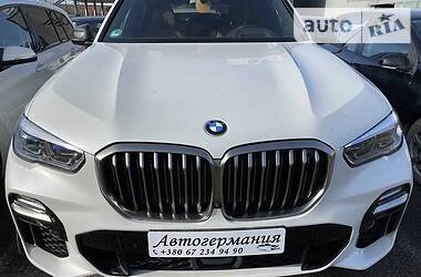 Позашляховик / Кросовер BMW X5 M 2019 в 
