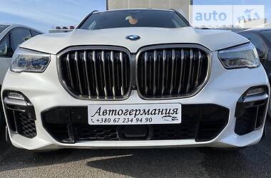 Позашляховик / Кросовер BMW X5 M 2019 в 