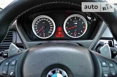 Позашляховик / Кросовер BMW X5 M 2010 в 