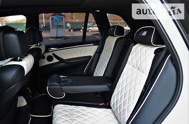 Позашляховик / Кросовер BMW X5 M 2010 в 