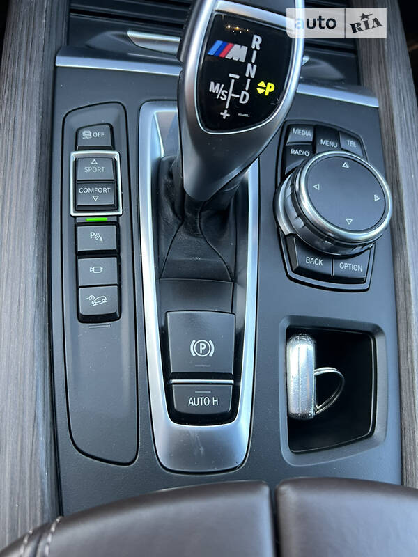 Позашляховик / Кросовер BMW X5 M 2015 в Дубні