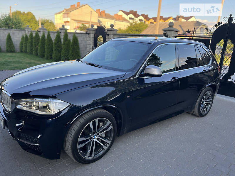 Позашляховик / Кросовер BMW X5 M 2015 в Дубні