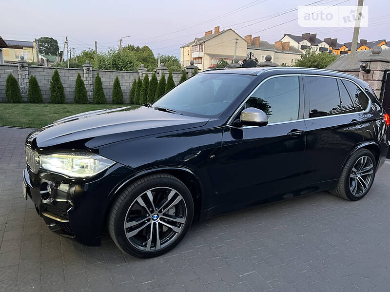Позашляховик / Кросовер BMW X5 M 2015 в Дубні