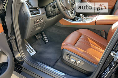 Внедорожник / Кроссовер BMW X5 M 2020 в 