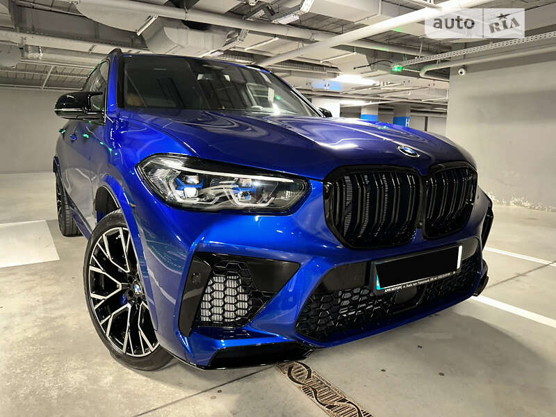 Внедорожник / Кроссовер BMW X5 M 2022 в Киеве