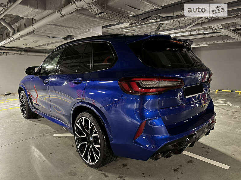 Внедорожник / Кроссовер BMW X5 M 2022 в Киеве