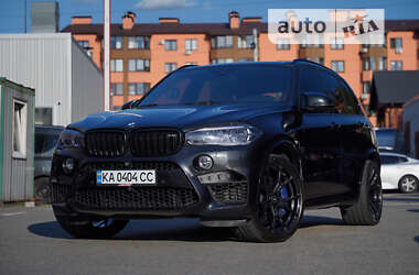 Внедорожник / Кроссовер BMW X5 M 2018 в Вишневом