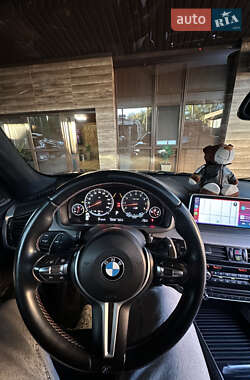 Внедорожник / Кроссовер BMW X5 M 2015 в 