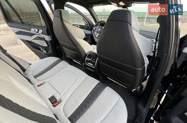 Внедорожник / Кроссовер BMW X5 M 2021 в 