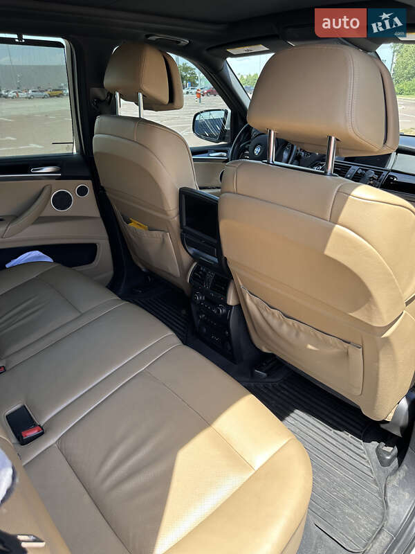 Внедорожник / Кроссовер BMW X5 M 2011 в Херсоне фото 12 Внедорожник / Кроссовер BMW X5 M 2011 в Херсоне