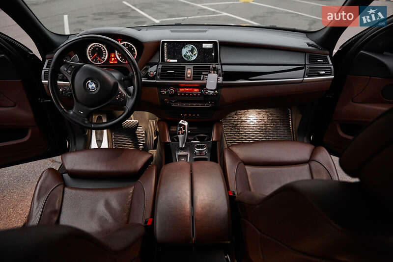 Внедорожник / Кроссовер BMW X5 M 2011 в Киеве