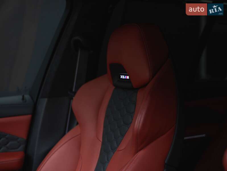 Внедорожник / Кроссовер BMW X5 M 2022 в Киеве