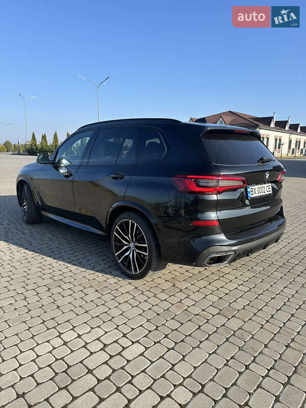 Внедорожник / Кроссовер BMW X5 M 2020 в Шепетовке