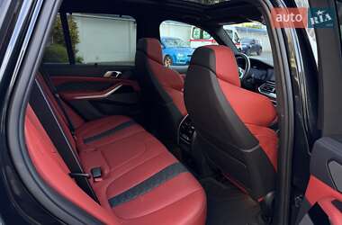 Внедорожник / Кроссовер BMW X5 M 2021 в 