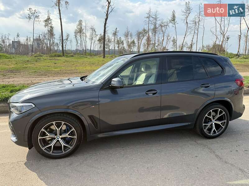 Позашляховик / Кросовер BMW X5 M 2019 в Києві
