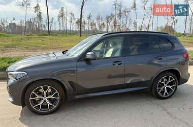 Внедорожник / Кроссовер BMW X5 M 2019 в 
