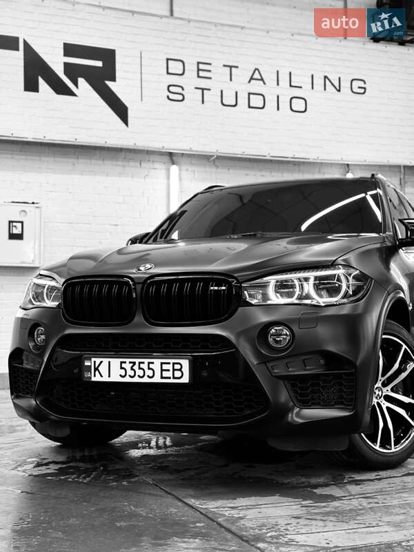 Внедорожник / Кроссовер BMW X5 M 2015 в 