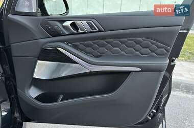 Позашляховик / Кросовер BMW X5 M 2023 в 