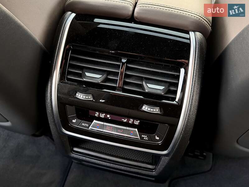 Позашляховик / Кросовер BMW X5 M 2022 в Києві
