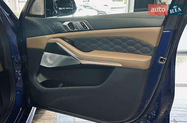 Внедорожник / Кроссовер BMW X5 M 2022 в 